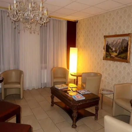 Apartment Hotel Adler Lipsia Esterno foto
