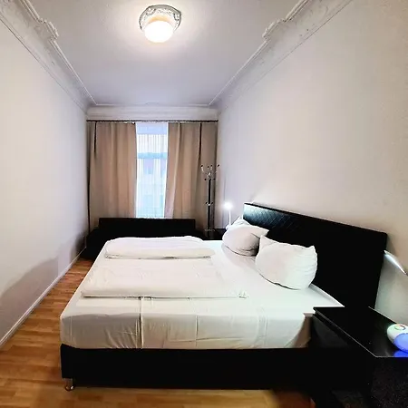 Apartment Hotel Adler Lipsia Esterno foto